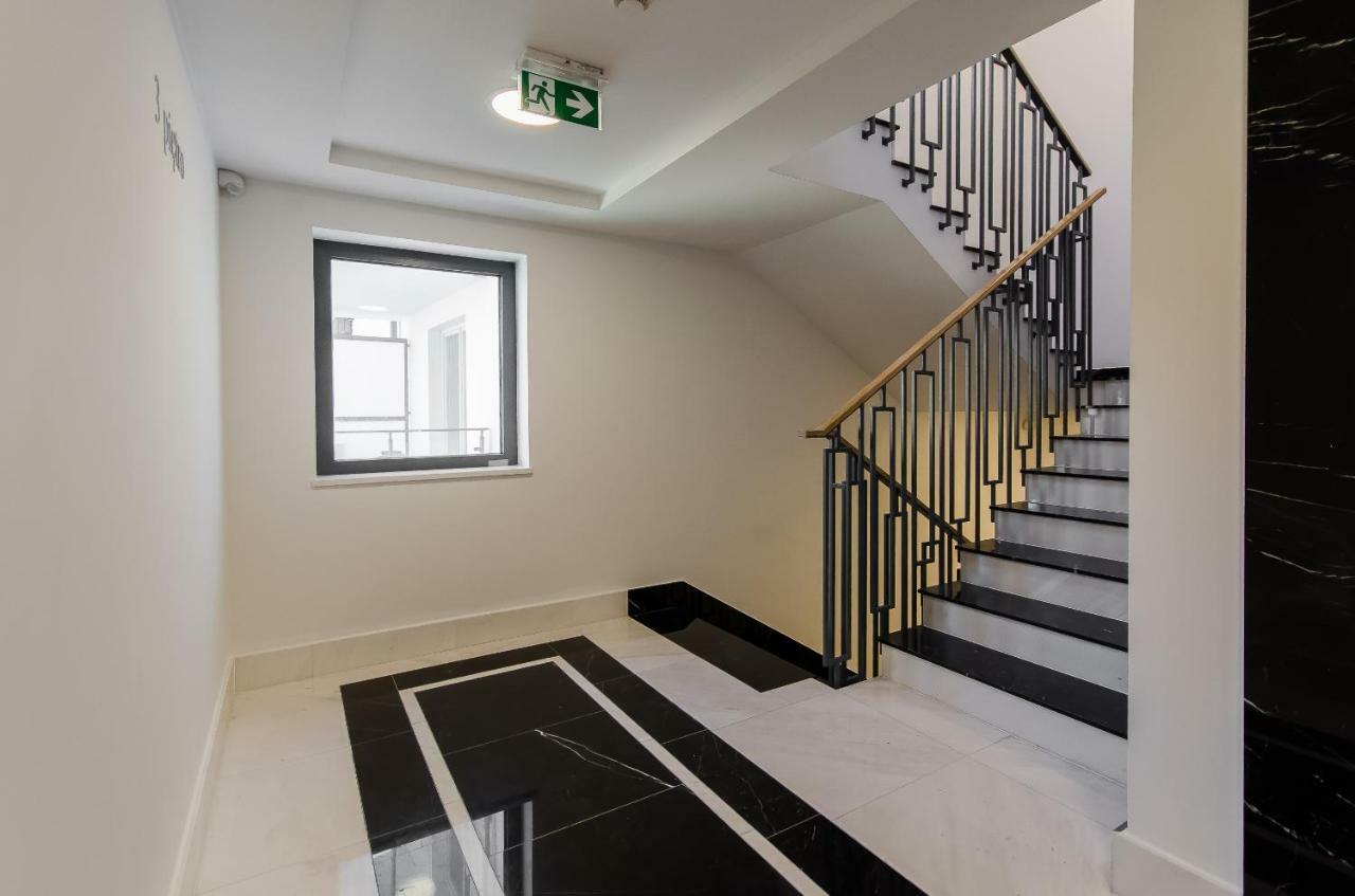 Kazimierz Penthouse with private terrace Appartement Krakau Buitenkant foto