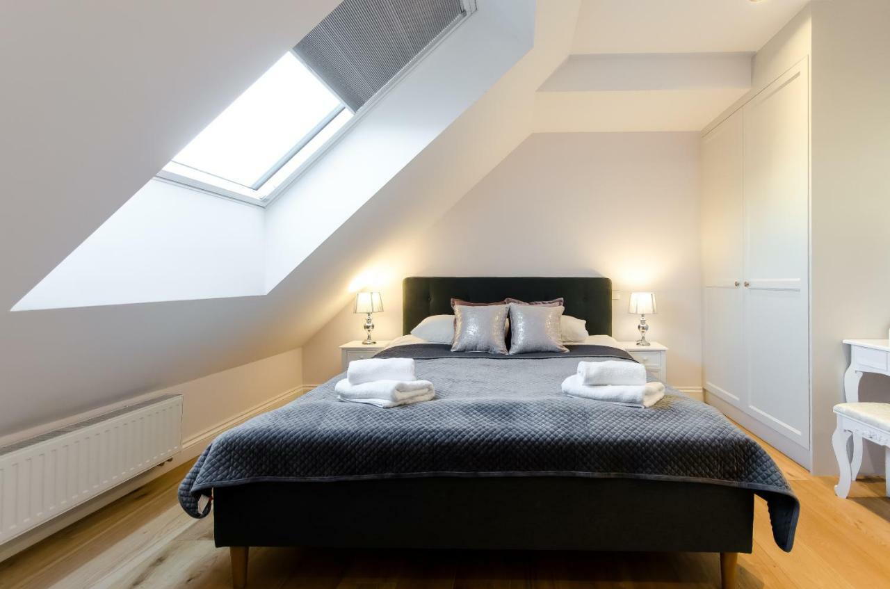 Kazimierz Penthouse with private terrace Appartement Krakau Buitenkant foto