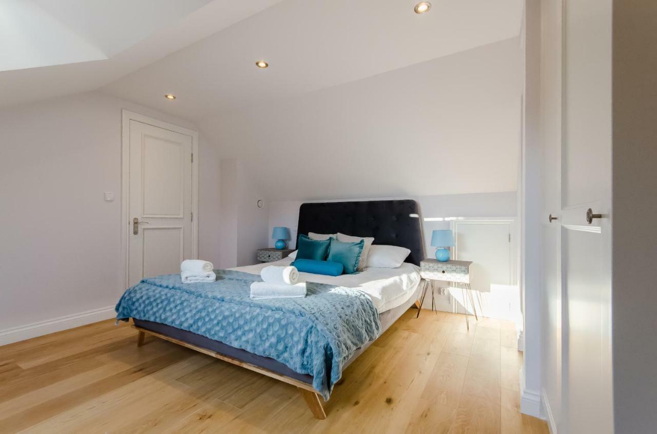 Kazimierz Penthouse with private terrace Appartement Krakau Buitenkant foto