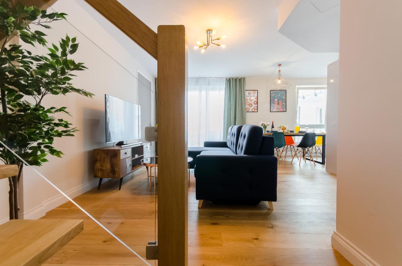 Kazimierz Penthouse with private terrace Appartement Krakau Buitenkant foto